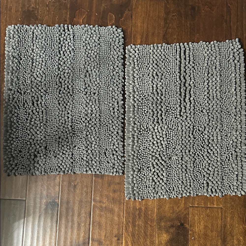 Gray Chenille Bath Mat Set
